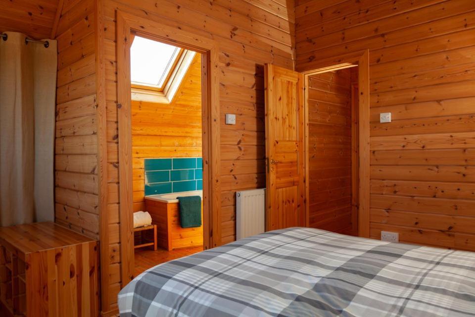 Leurbost Sundown Cottages מראה חיצוני תמונה