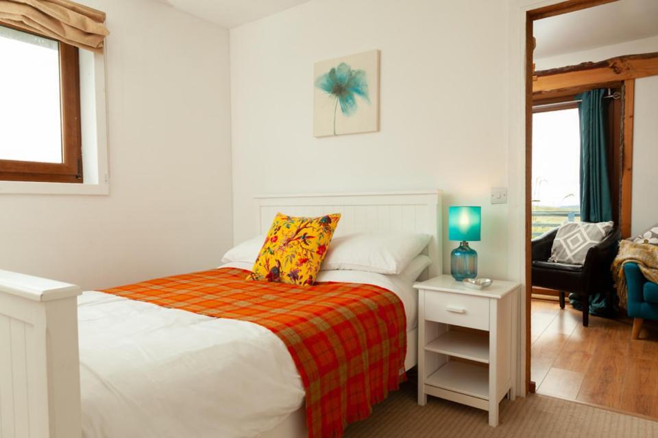Leurbost Sundown Cottages מראה חיצוני תמונה
